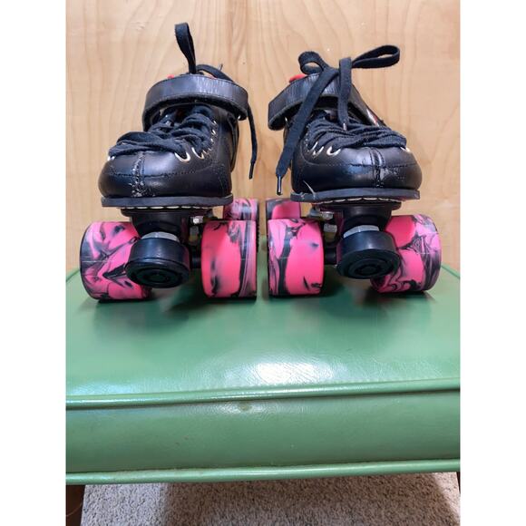 VNLA Renegade Roller Derby Skates - Picture 3 of 12